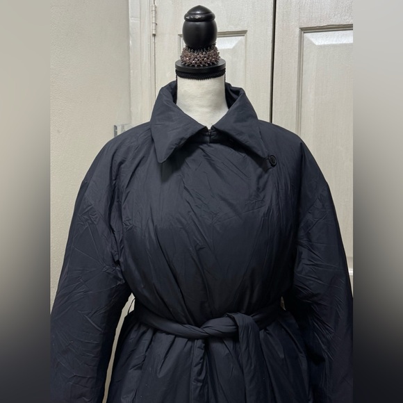 Uniqlo Women M Down Long Trench Coat Black Belted Pockets Lightweight - Picture 5 of 16
